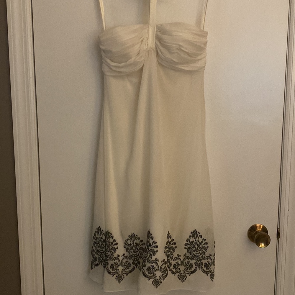 White House black market staples chiffon dress size 6